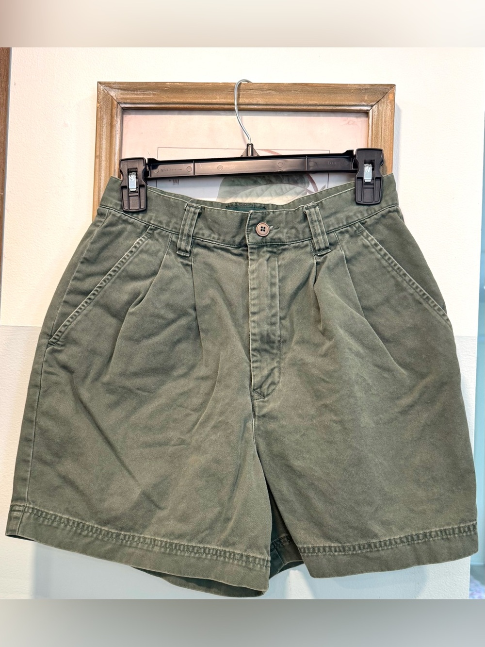 Vintage Abercrombie and Fitch Khaki Green Chino Shorts